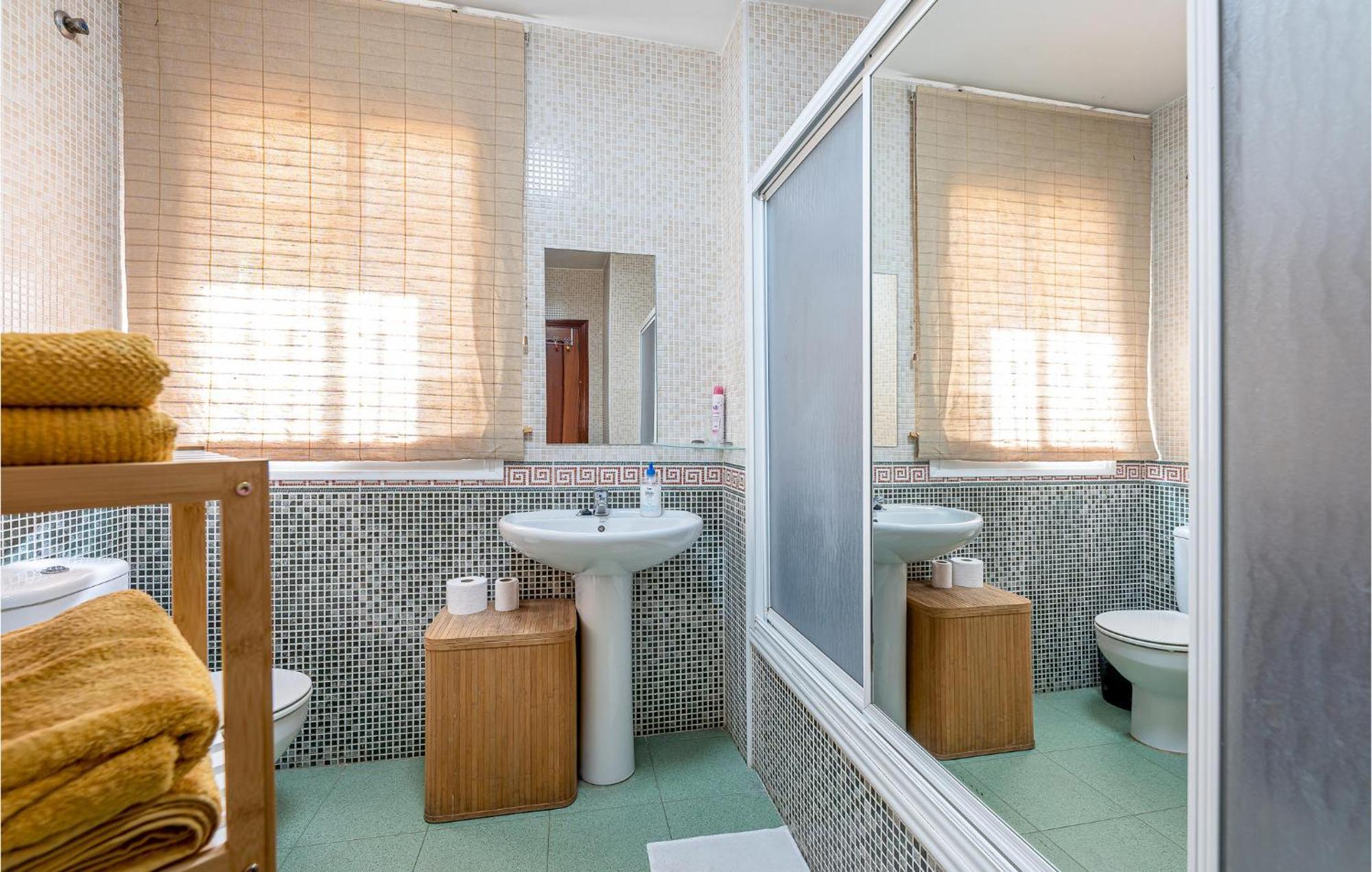 Gorgeous Apartment In Torrox With Wifi Esterno foto